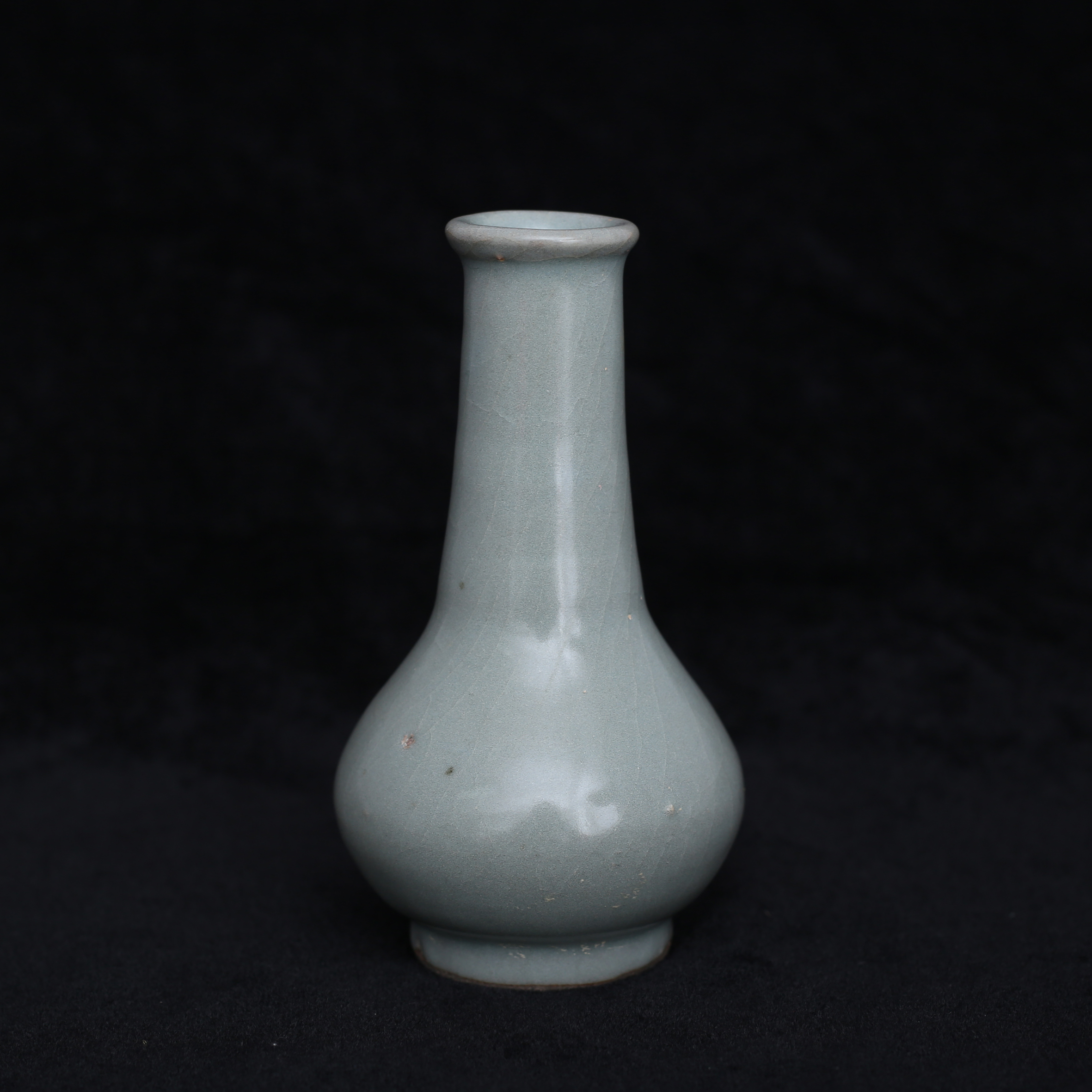 [592]龙泉窑粉青长颈瓶